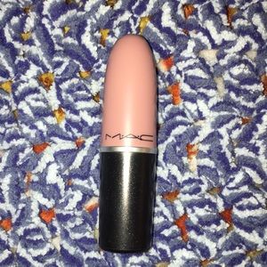 MAC matte lipstick in NUDE DU JOUR